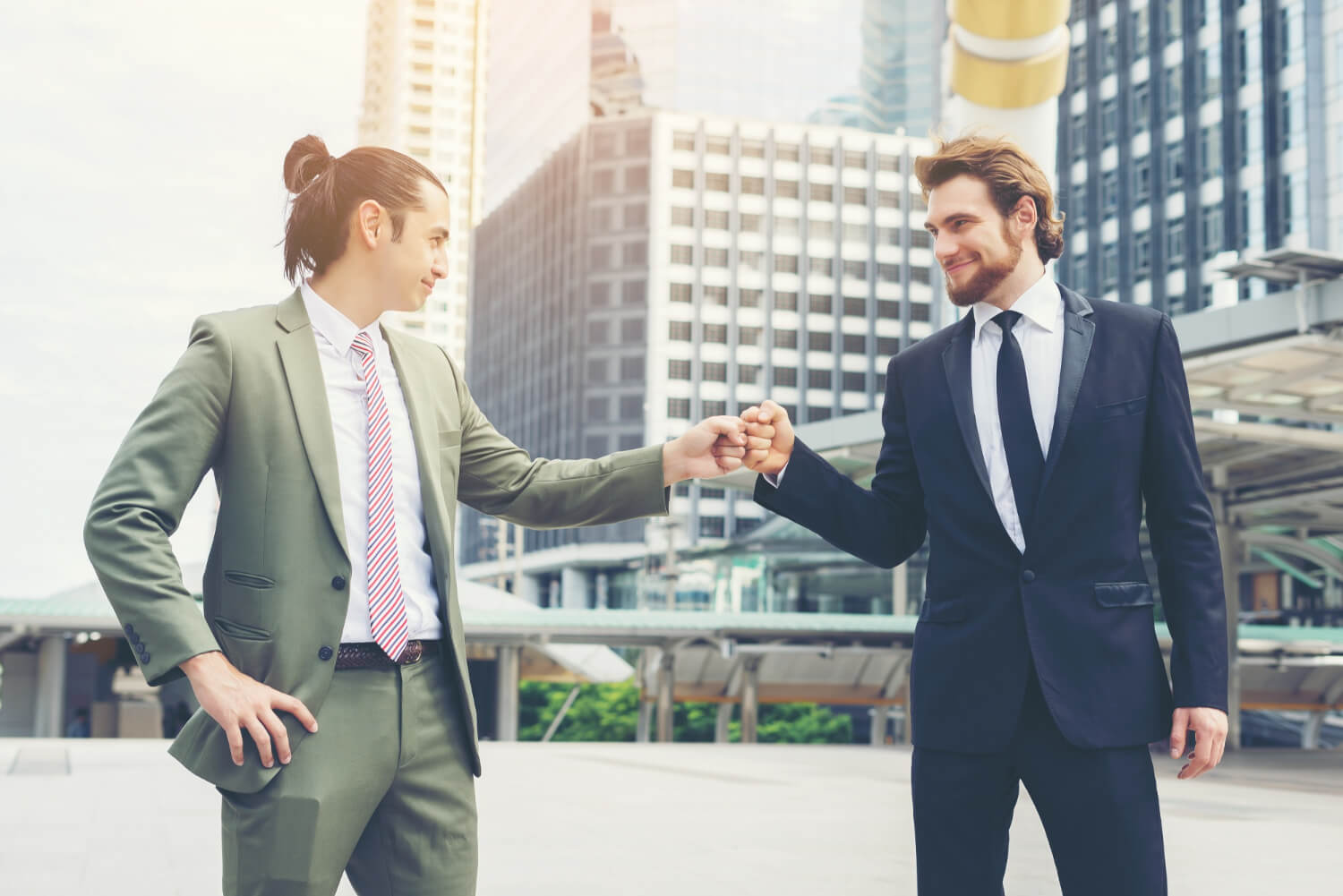 Verifying the identity and credibility of a business counterparty before signing